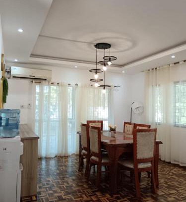 Nyali House | BEACH FRONT 3 Bedroom Bungalow