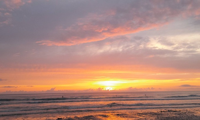 Porthtowan Apartment | Beach Front Apartment With Stunning Views of Classic Surfing Beach