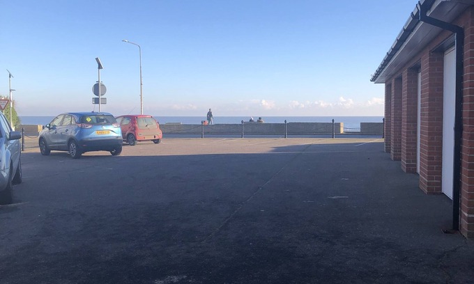Walton on the Naze House | Beach Front House