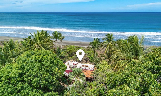 Junquillal House | Beach Front Home with pool and Breathtaking Ocean views!