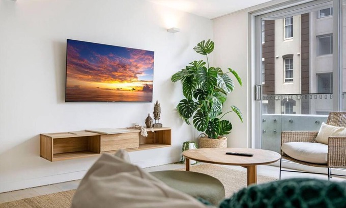 Bondi Beach Apartment | Beach Front Urban 2 Bedrooms