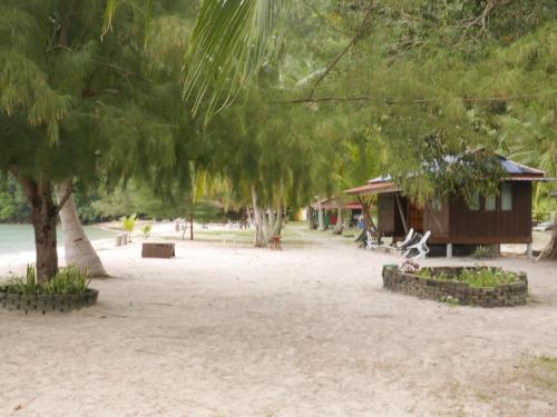 Pulau Tuba Villa | Beach Front Villa 1 pasir panjang