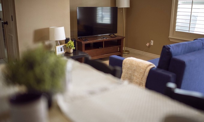 Eagle Pass Apartment | Beach Getaway-2 Bed/1 Bath - GREAT LOCATION