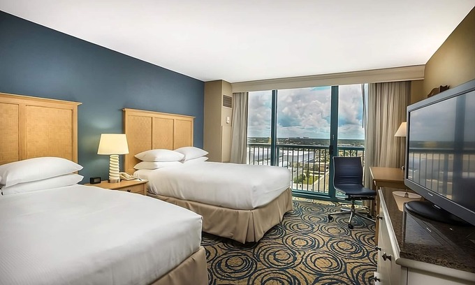 Brush - Stewarts Resort | Beach Getaway! FOUR Accommodations! Pools, Spa, Beach Access, Parking Available!