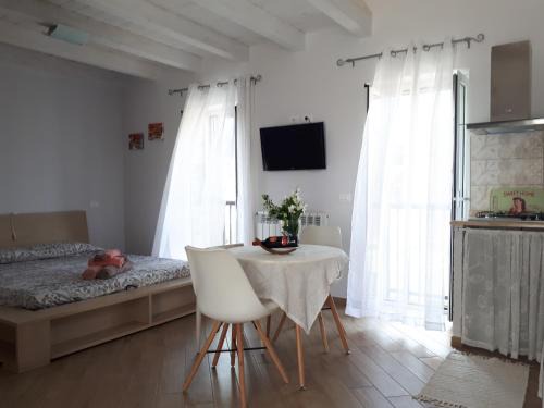 Terracina Apartment | Beach Holiday2 (near Rome and Napoli)