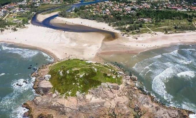 Centro House | Beach house 100m from the sea