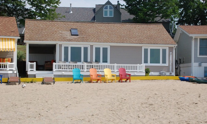 Vermilion Cottage | BEACH House/Cottage; one of a kind. Private.