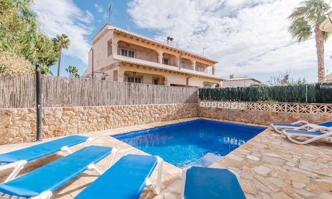 Muro Ski Chalet | Beach house for 6 persons, with pool and garden, in Playas de Muro, Mallorca