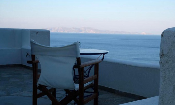 Exomvourgo House | Beach House in Tinos island