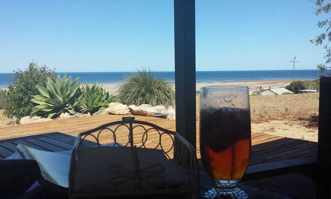 Muloowurtie House | Beach House @ James Well - Amazing Water Front Views - Very Relaxing ☀️