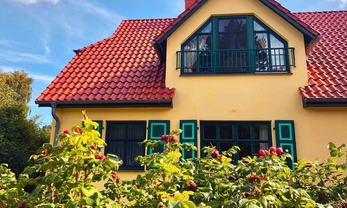 Ostseebad Wustrow Apartment | Beach house on the dike OG