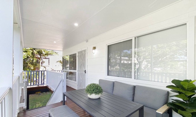 Port Stephens Council Villa | Beach House Shoal Bay Villa 1