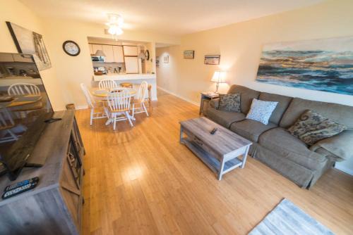 Oceanmarsh Subdivision House | Beach house villa! Screened in porch, with views!