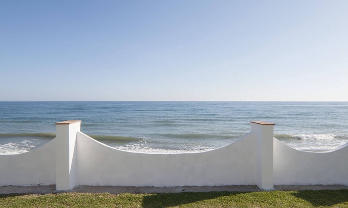 Urbanizacion Marbessa House | Beach House with Pool