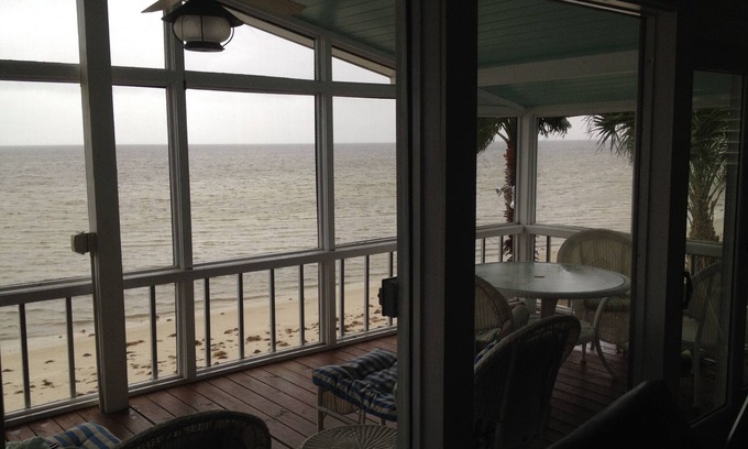 Pine Island Cottage | Beach House with Private Beachfront