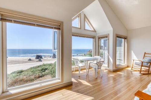 Bandon Apartment | Beach Loop Condos