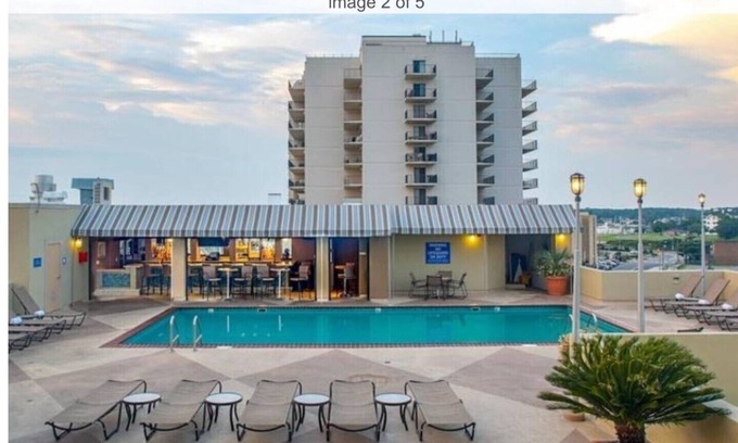 Virginia Beach Condo | Beach Quarters Resort, Oceanfront 7/6-7/13-1BR/1BA, sleep 6