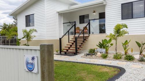 Bongaree House | Beach Shack Bongaree