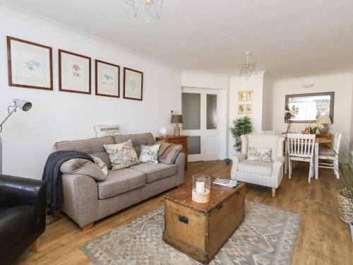 West Bay Apartment | Beach Side
