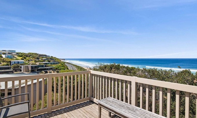 Fairhaven House | Beach View - Combining great views while being only a 1 minute walk to the Fairhaven Beach