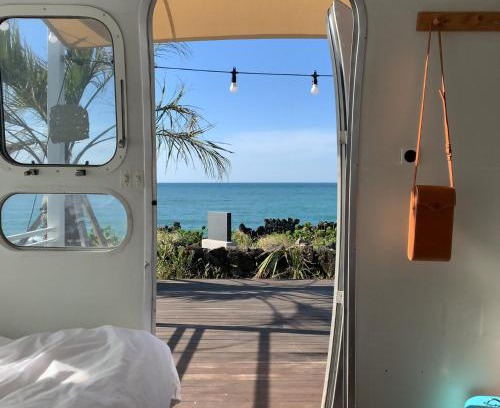 Aewol Apartment | BeachBoys - Retro Caravan AirStream