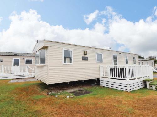Talybont House | Beachcombers Barmouth Bay Holiday Park