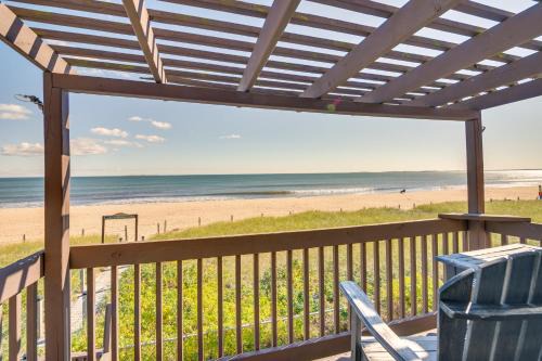 Old Orchard Beach Apartment | Beachfront 12 Condo on Old Orchard Beach