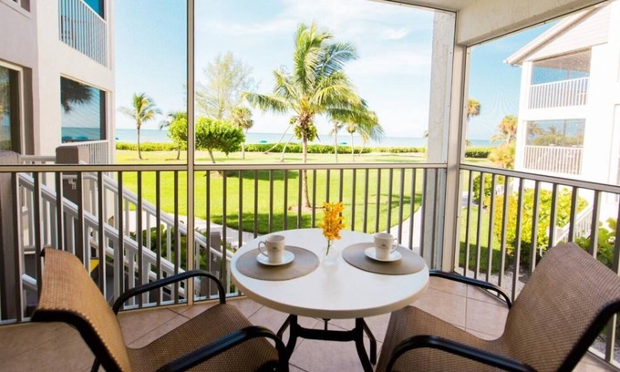 Sanibel Resort | Beachfront 2BR Gulf View Casa Ybel Condo + Amenities
