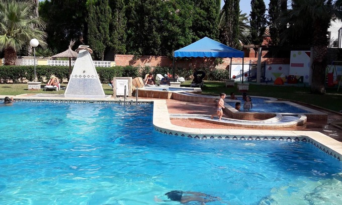 Alcossebre Apartment | Beachfront Apartment with Pool, Jacuzzi, Garden & Terrace - 2 Bedrooms, Sleeps 6
