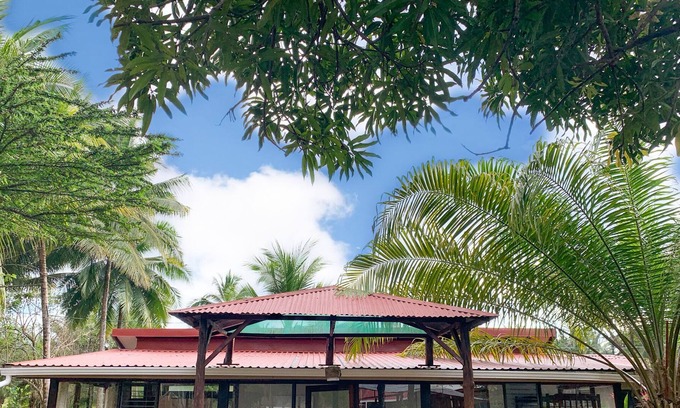 Parrita House | Beachfront Bungalow Dos at Tranquilidad Resort