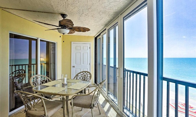 Englewood Apartment | Beachfront Englewood Condo with Community Pool!