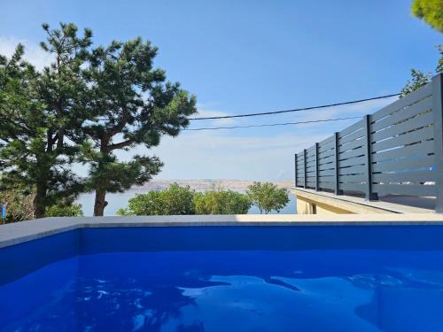 Cesarica House | Beachfront House Ivana with Pool - renovated 2025