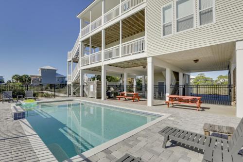 East End House | Beachfront Paradise with Pool on St George Island!