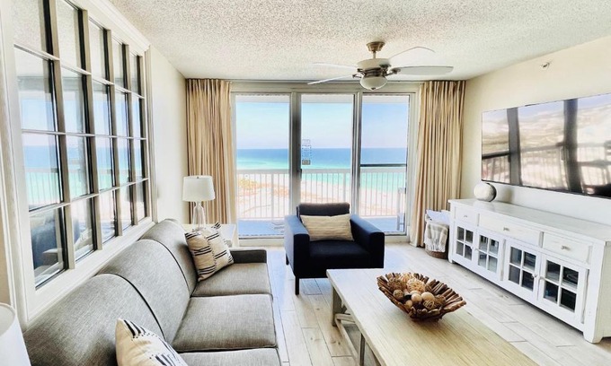 Destin Apartment | Beachfront Retreat- "The Getaway"
