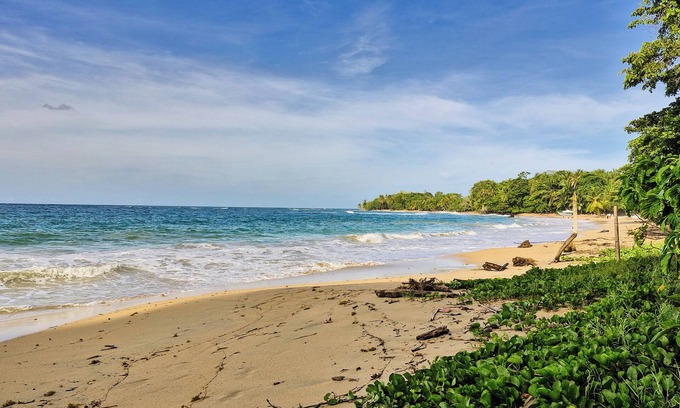 Punta Uva House | Beachfront Rincón Mágico