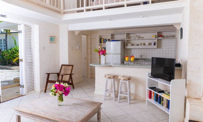 Silver Sands Apartment | Beachfront Seaside Cottage stretching over two floors