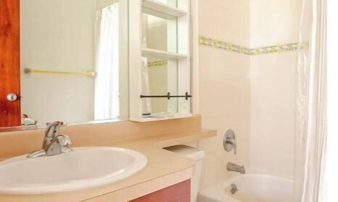 Mediania Baja Villa | Beachfront Top Floor with Stunning Oceanview