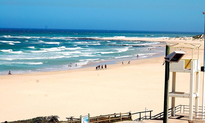 Jeffreys Bay Apartment | Beachfront Villa Africa Queen Jeffreys
