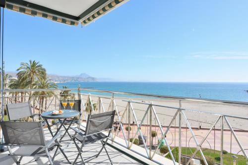 Coveta Fuma Apartment | Beachside Apartment