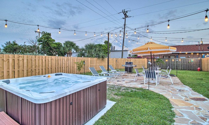 Fort Pierce Shores House | Beachside Bliss Indulge in Ultimate Tranquility <2 Block Walk W/SwimSpa & HotTub