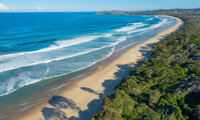 Lake Cathie House | Beachside Bliss - Luxurious coastal living at its finest