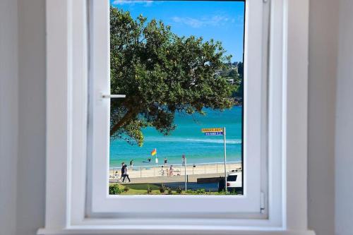 Bondi Beach Apartment | Beachside Boho Retreat by Sydney Dreams