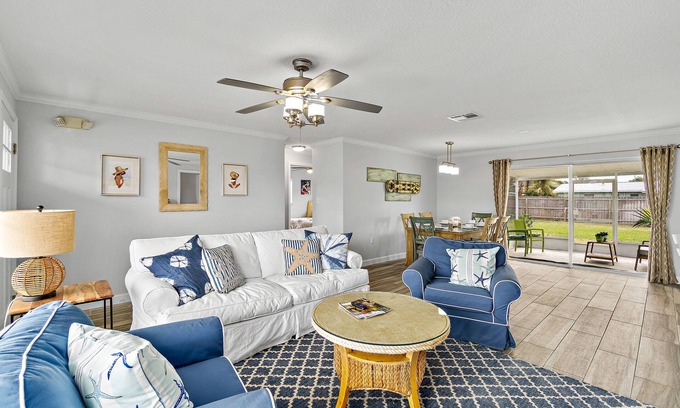 Indian Harbour Beach House | Beachside escape nestled between the ocean & river