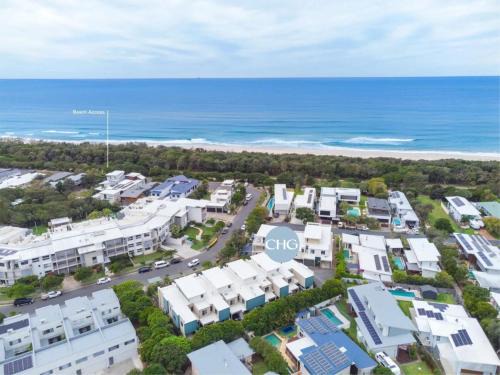 Casuarina House | Beachside Haven Modern Townhouse with Pool