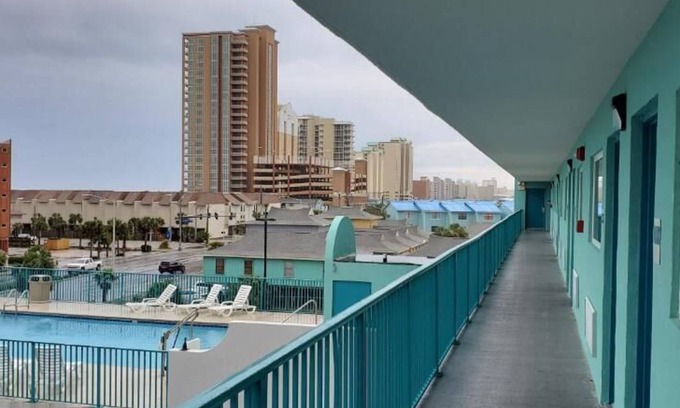 Gulf Shores Hotel | Beachside Resort Hotel