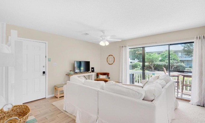 Seagrove Beach House | Beachwood Villas 1A- Beach Haven