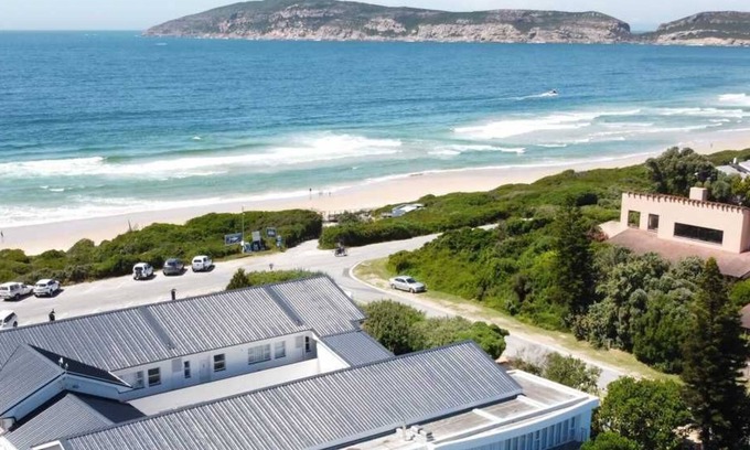 Robberg Beach Apartment | Beachy Head Hideaway 9 | Overlooks Robberg 5 Beach