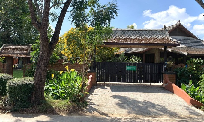 Chiang Mai House | Beagles Green - Lanna Style Wooden Home and Garden
