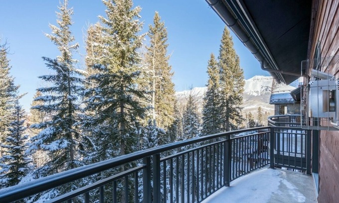 Mountain Village Condo | Bear Creek Lodge by Alpine Lodging Telluride