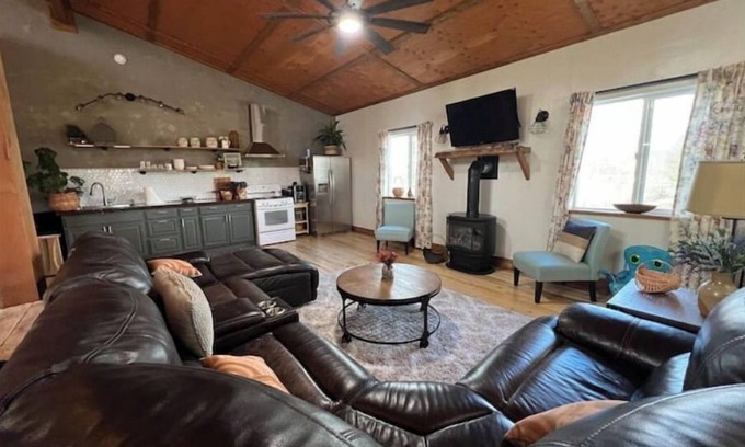 Victor Apartment | Bear Creek Loft